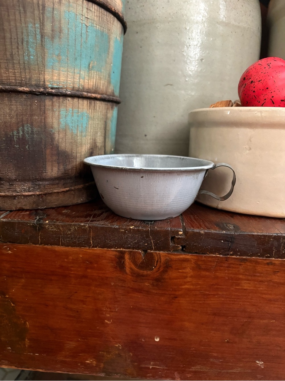 Grey enamelware mug